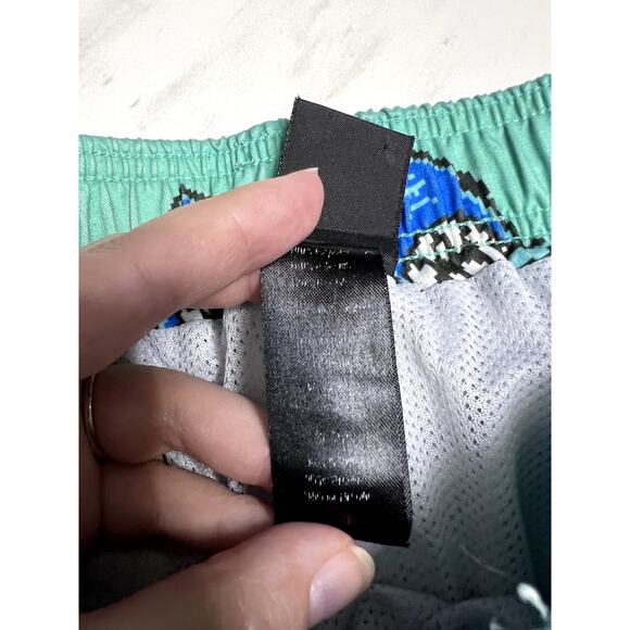 Maui and Sons Pixel Art Sharks Palm Trees Cartoon Swim Trunks Pineapple 34 Ombre - Picture 8 of 9